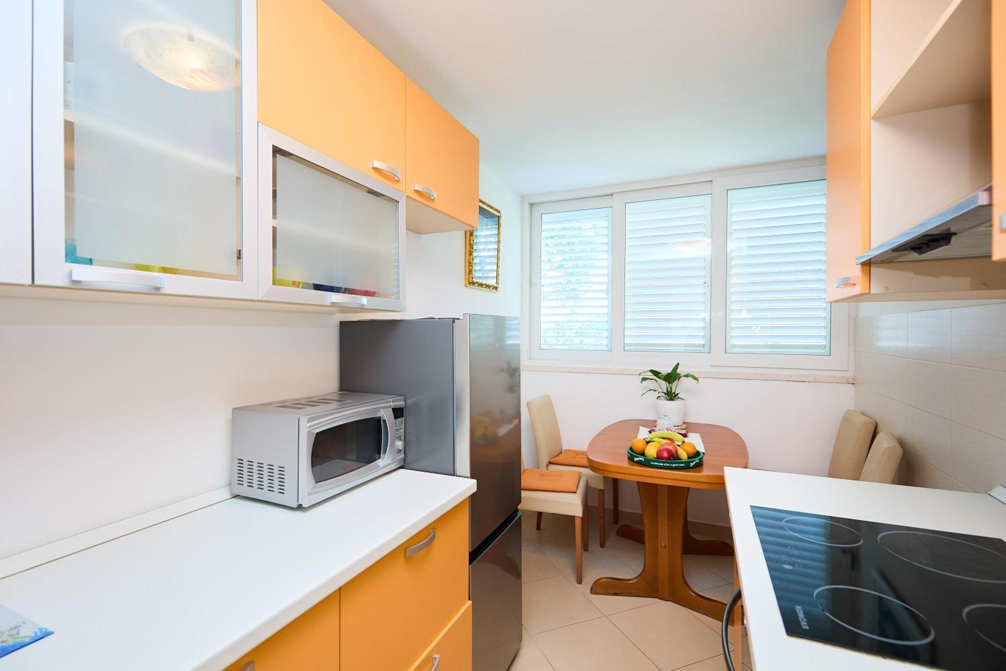 Promenada- 4pax With Parking Dubrovnik