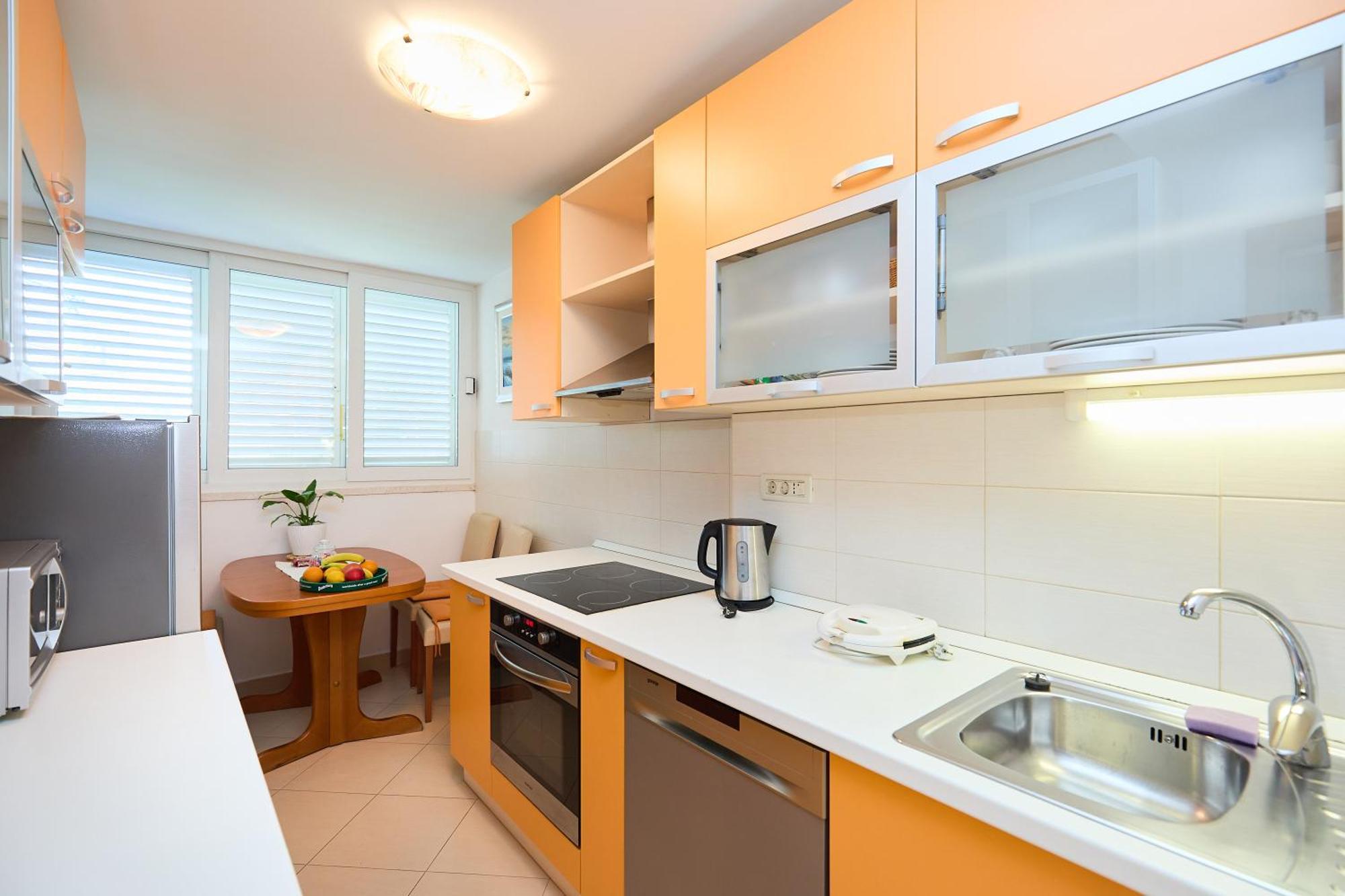 Promenada- 4pax With Parking Apartment Dubrovnik