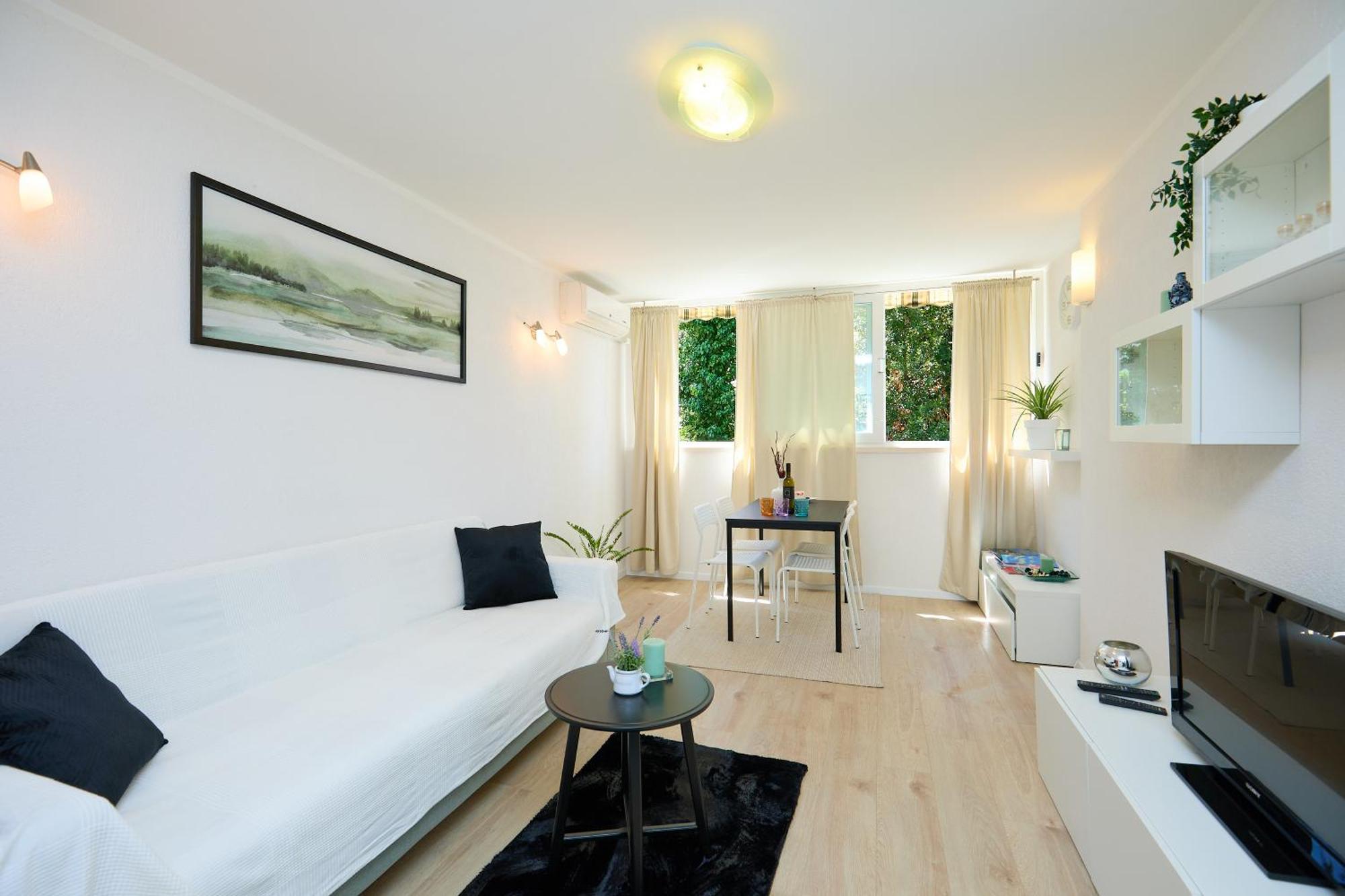 Apartment Promenada- 4pax With Parking